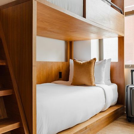 Found Chicago Powered By Sonder Hotel Bagian luar foto
